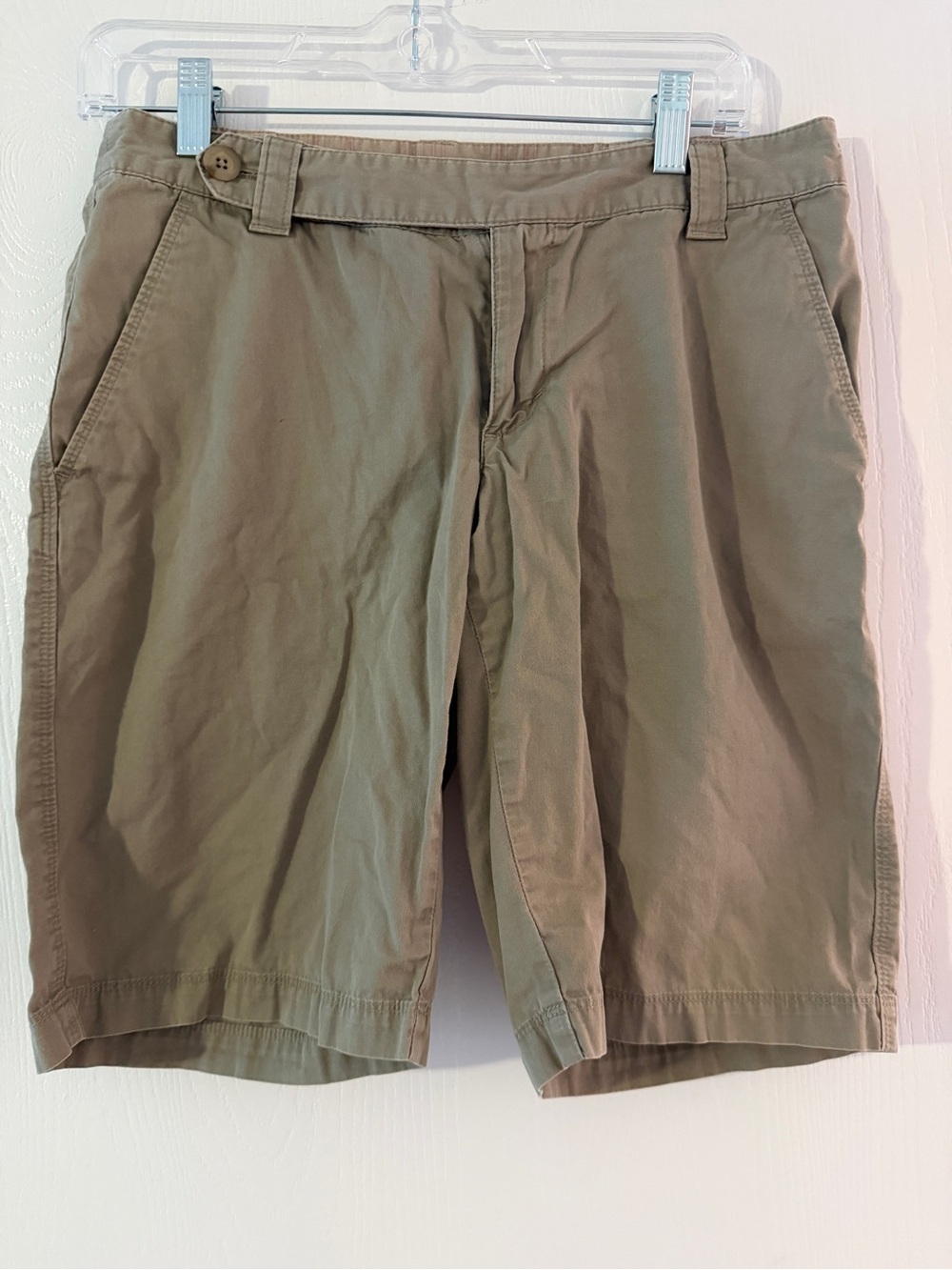 The North Face Shorts Women 6 Olive Khaki Chino Casual Outdoor Hiking Athleisure